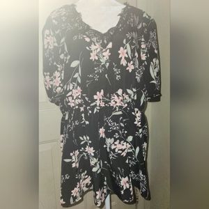 Plus Size Lace Trim Peplum Style Top